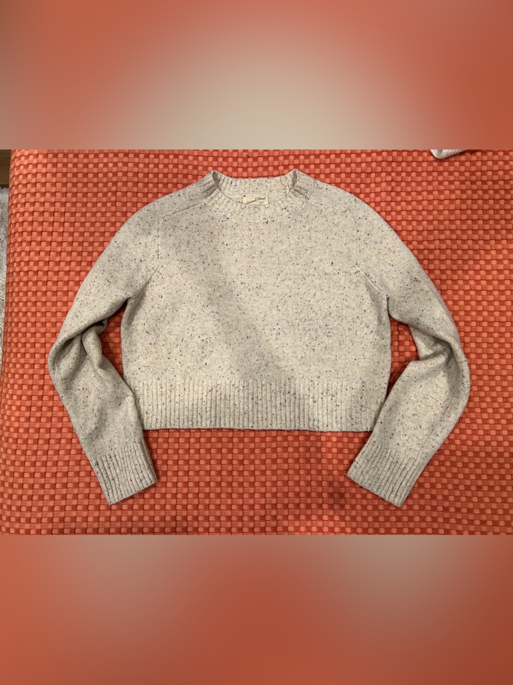 Universal Thread Cream Speckled Crewneck Sweater